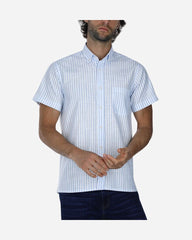 Camisa Regular Fit Azul Claro A Rayas De Manga Corta