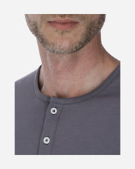 Playera Tipo Henley Manga Larga Gris Oscuro
